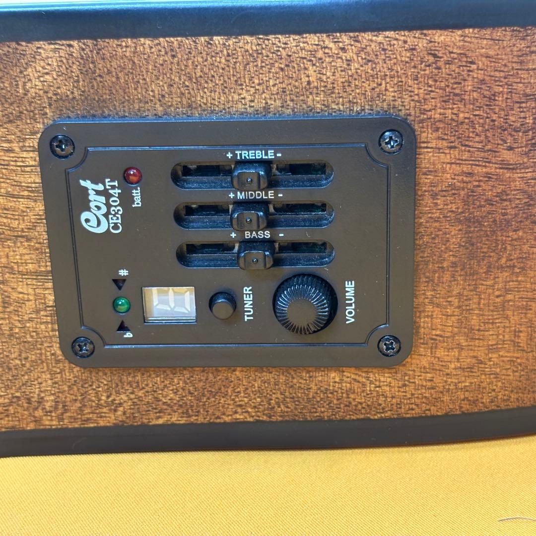 Cort カッタウェイ sfx e ns アコースティックギター　ケース付き