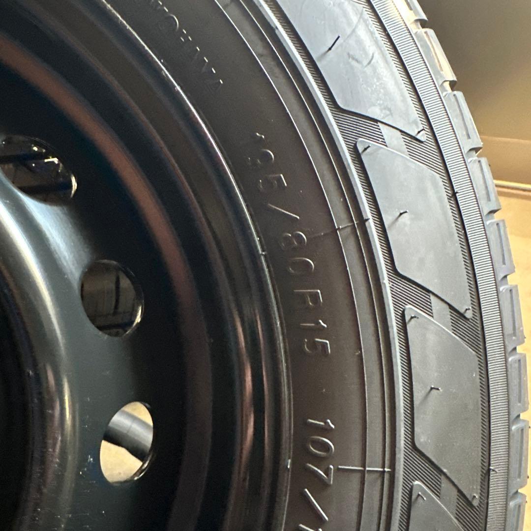 キャラバン新車外し　4本　YOKOHAMA 195/80R15 ホイールセット