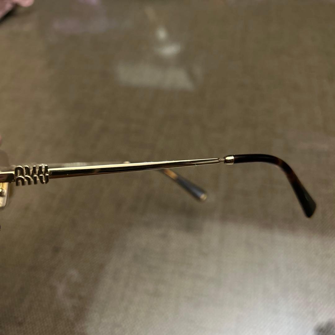 MIU MIU リムレス　リムレスメガネ　サングラス　ゴールド　ミュウミュウ