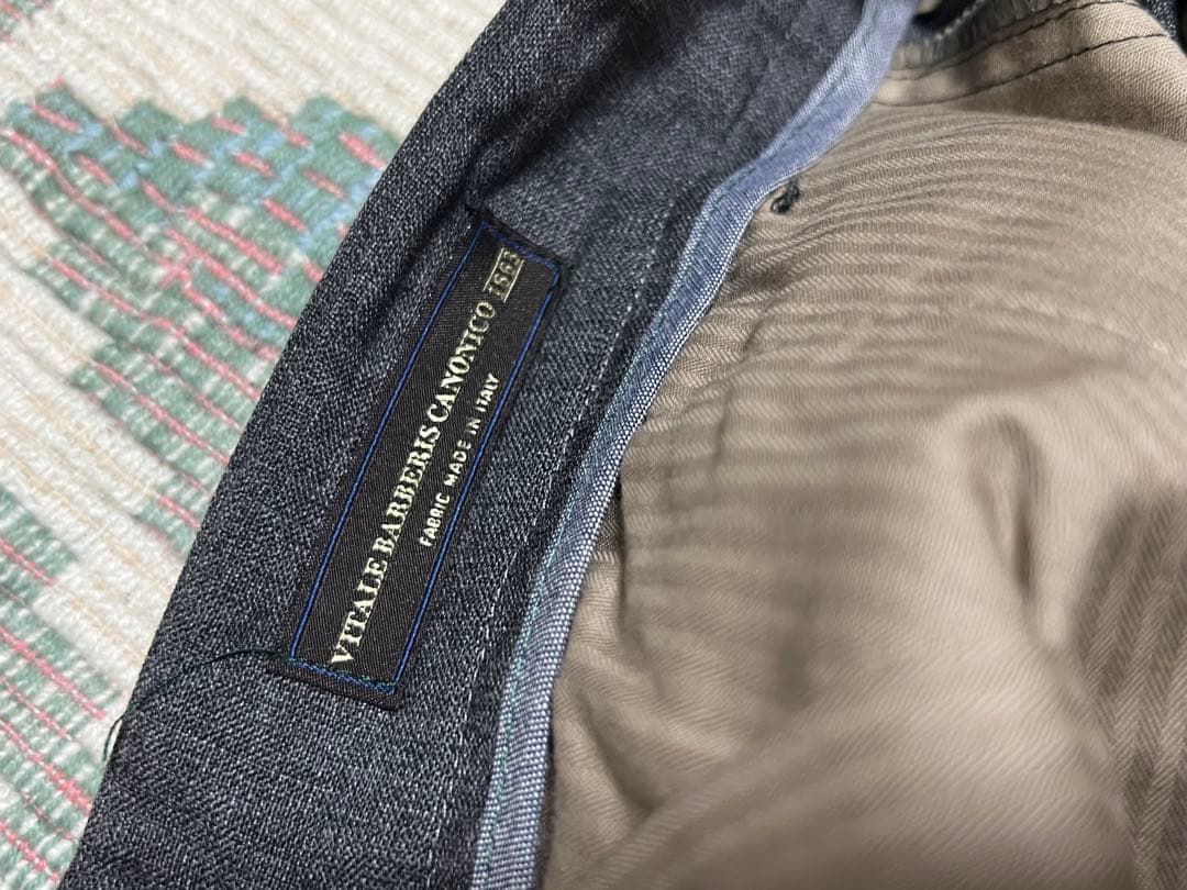 美品ベルウィッチ BERWICH ２プリーツ グレーサイドアジャスターパンツ48