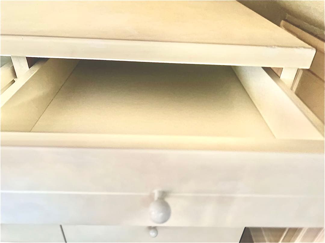 取手部分がまるっこくて可愛いチェスト白　11杯　5段