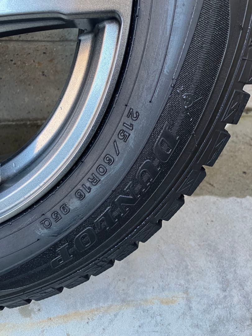DUNLOP WINTERMAX スタッドレス　215/60/R16 ４本セット