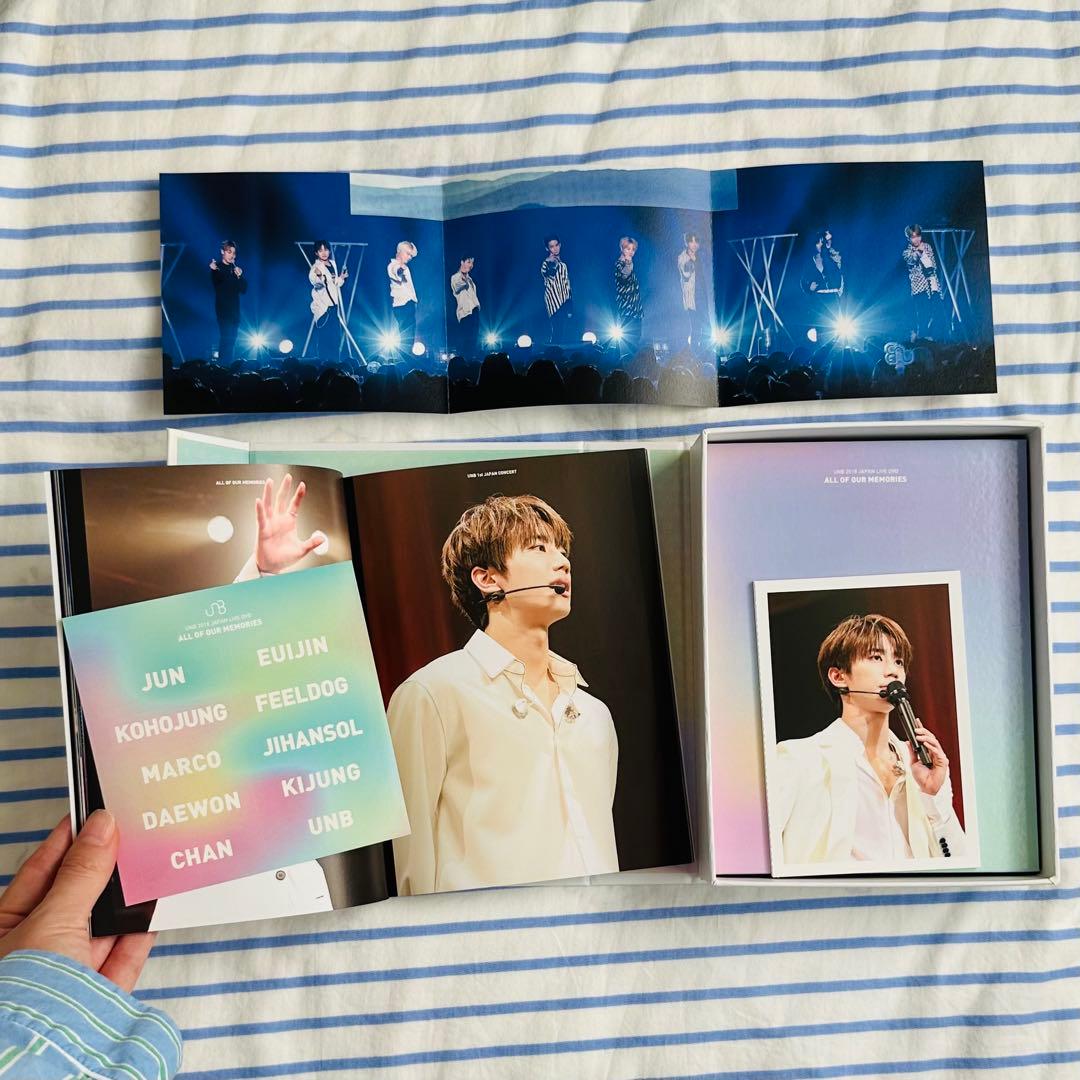 サイン入　UNB トレカ フォトカ ポスカ ステッカー CD & DVDセット