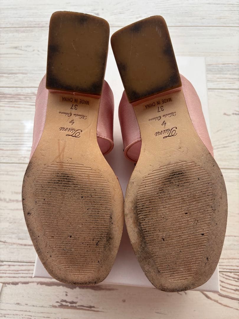 ツルバイマリコオイカワ　ビジュー バックルサンダル　ピンク