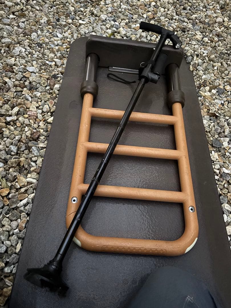 molten モルテン ルーツサイド 手すり 介護 床置き立ち上がり補助 杖