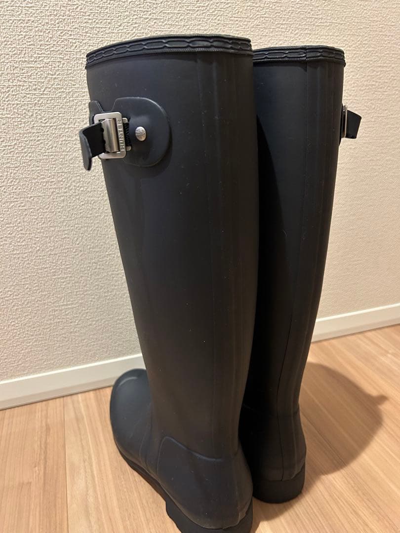 【4月限定値下げ】HUNTER 長靴 ネイビーUK6 / EU39 バックル付き