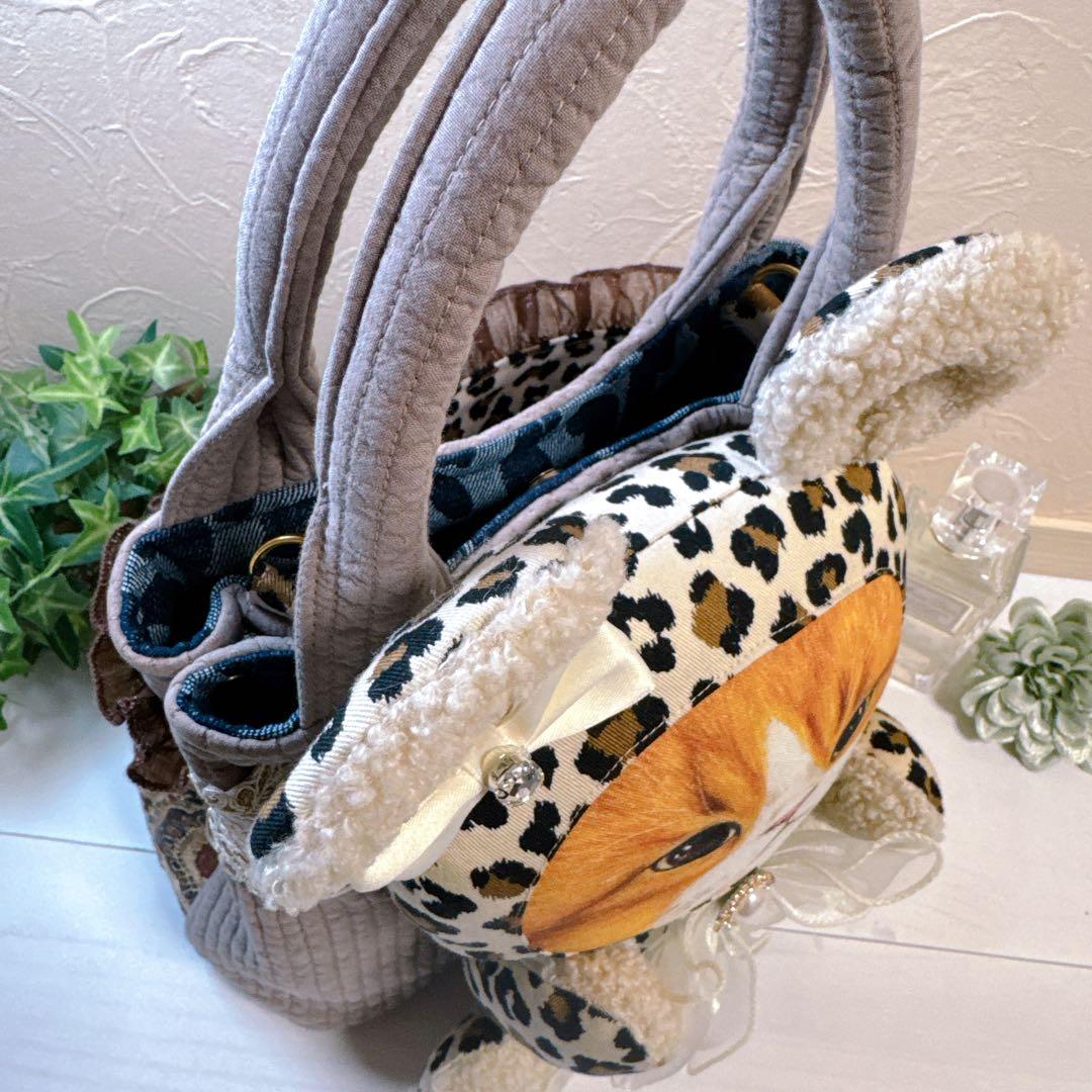 あ*き様 コヤンイサムチョン♡bigぶさかわハチワレにゃんのヌビ×インド刺繍トー