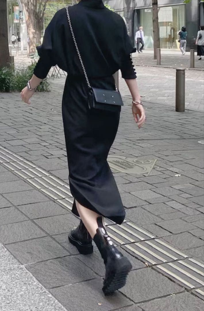 マルジェラ　チェーン　ウォレット　バッグ