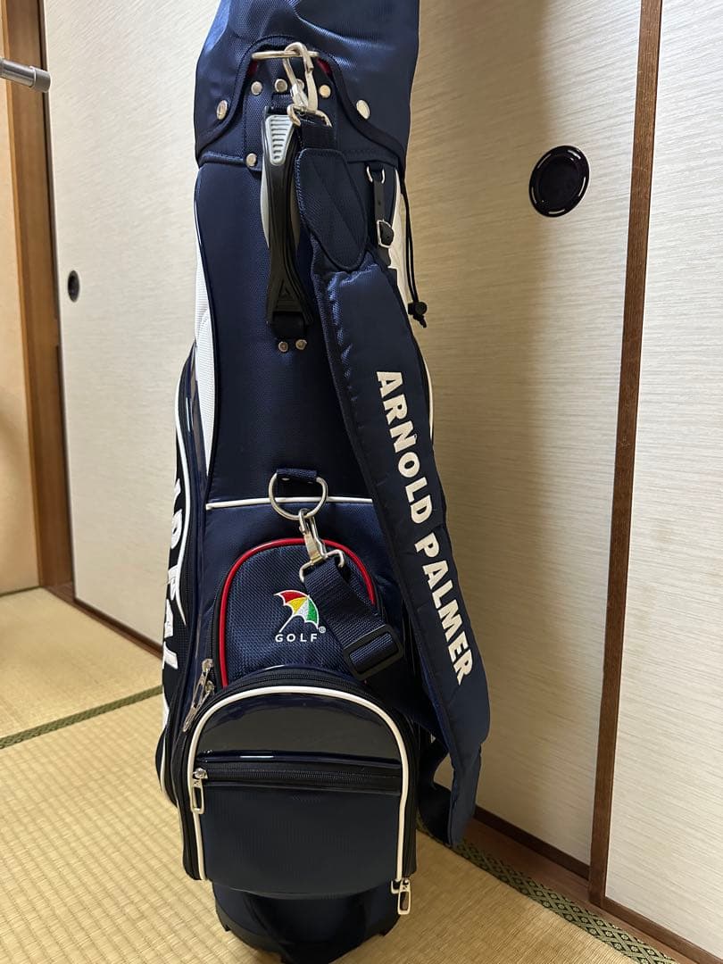 ほぼ新品　ARNOLD PALMER ネイビー ゴルフバッグ