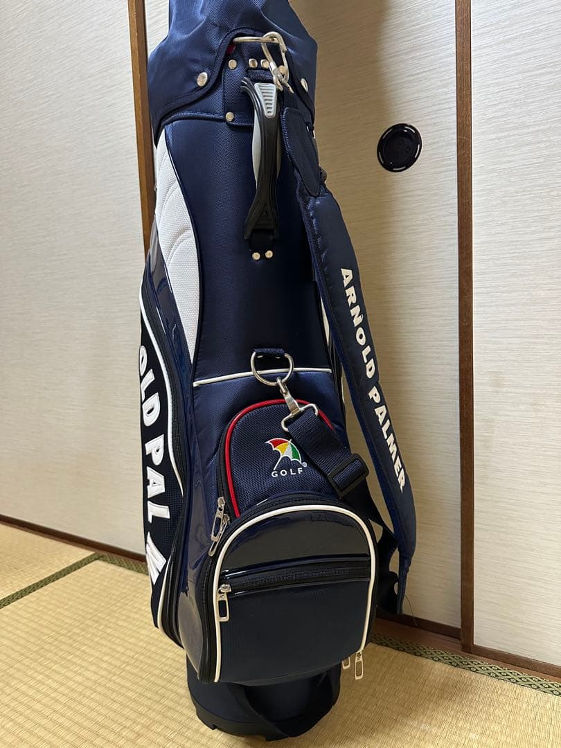 ほぼ新品　ARNOLD PALMER ネイビー ゴルフバッグ