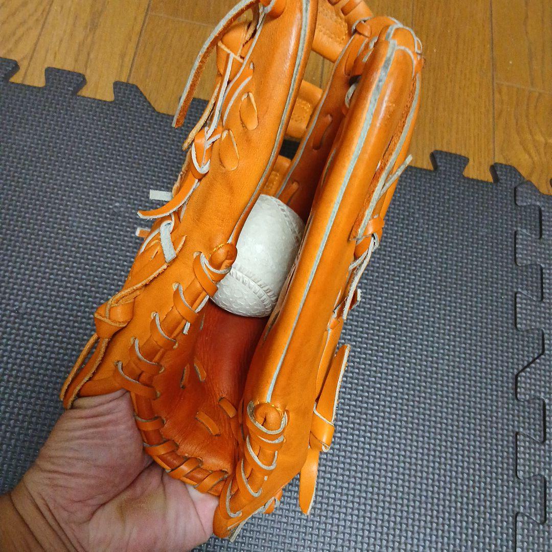 Under Armour WTP3360 軟式グローブ オレンジ外野手