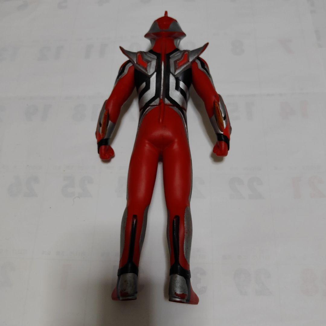 ウルトマンネクサス　ジュネッス　全長30Ｃｍ