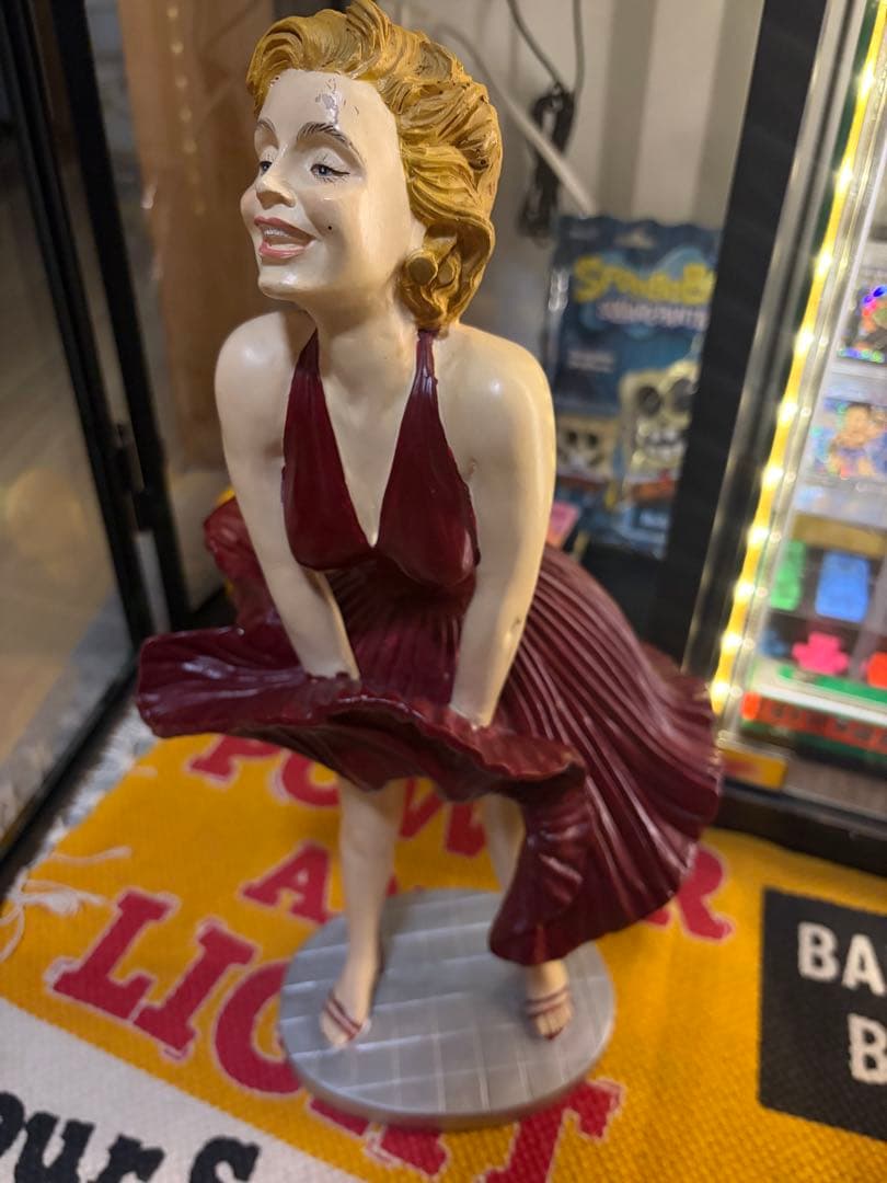マリリン・モンロー アメトイ 置物 フィギュア 約50cm 陶器製？？