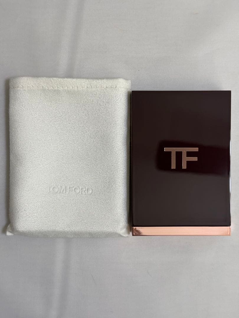 【新品未使用】トムフォード アイカラークォード 02SC 限定色