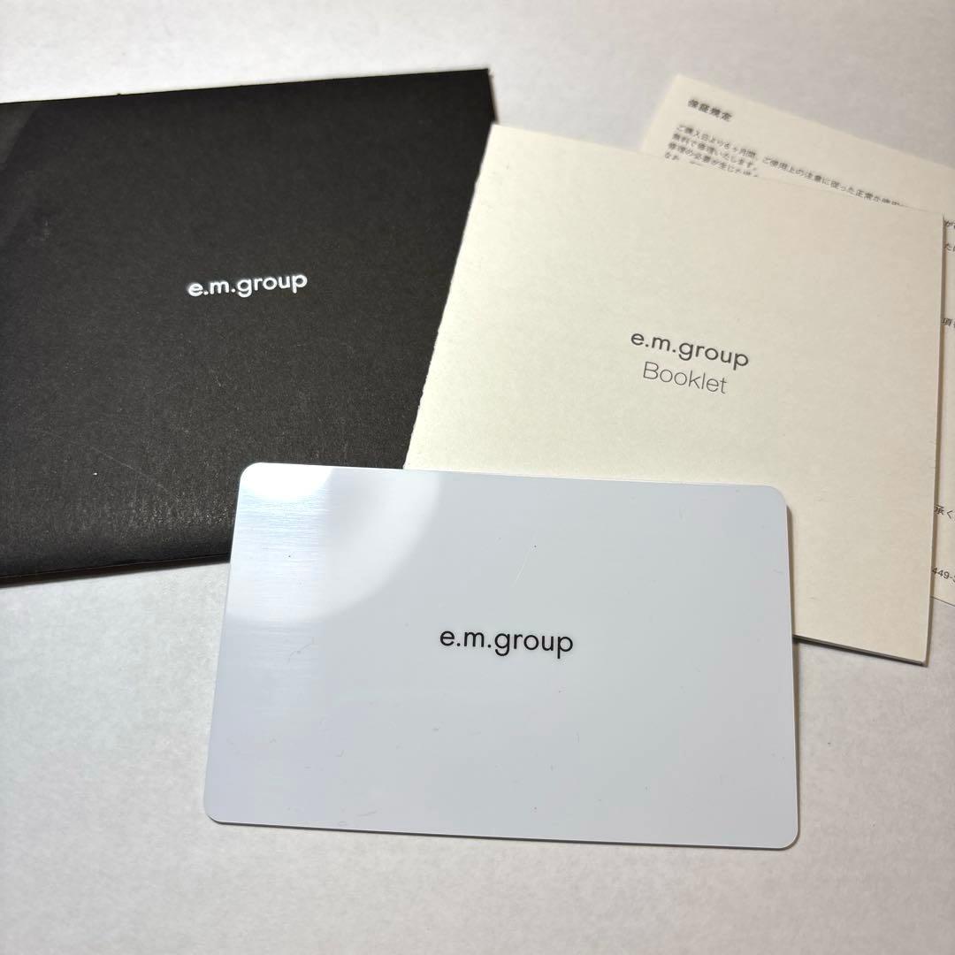 e.m. little emblem K18 ダイヤ バー ピアス 片耳用