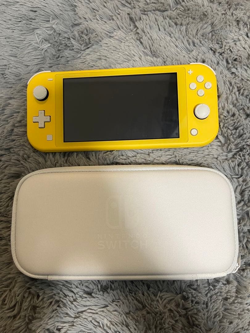 R*i様 Nintendo Switch Lite イエロー + ケース+充電ケ