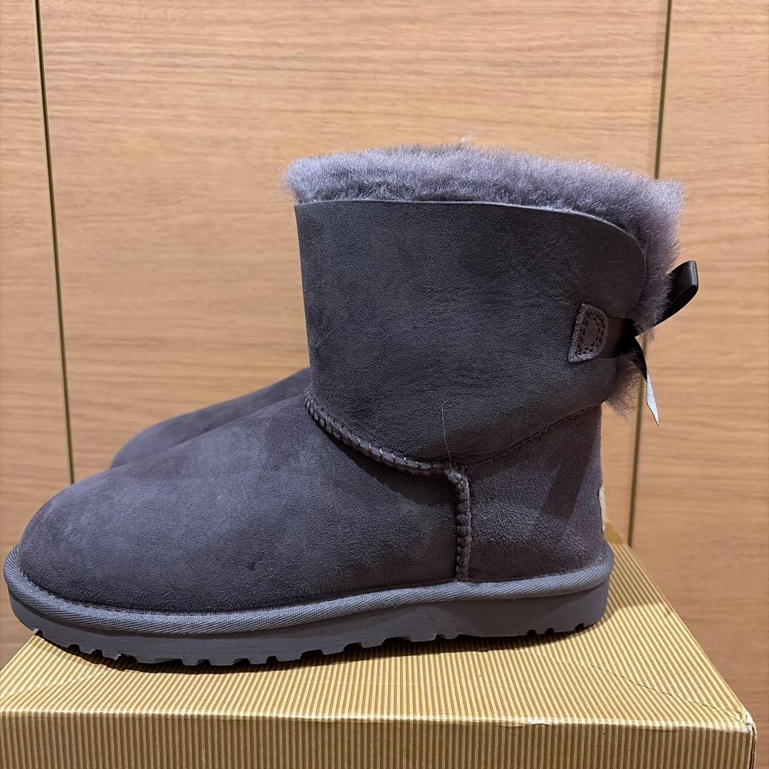 UGG australia ミニ ベイリー ボウ