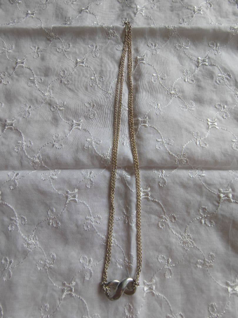 ティファニー(Tiffany & Co.) インフィニティ ネックレス