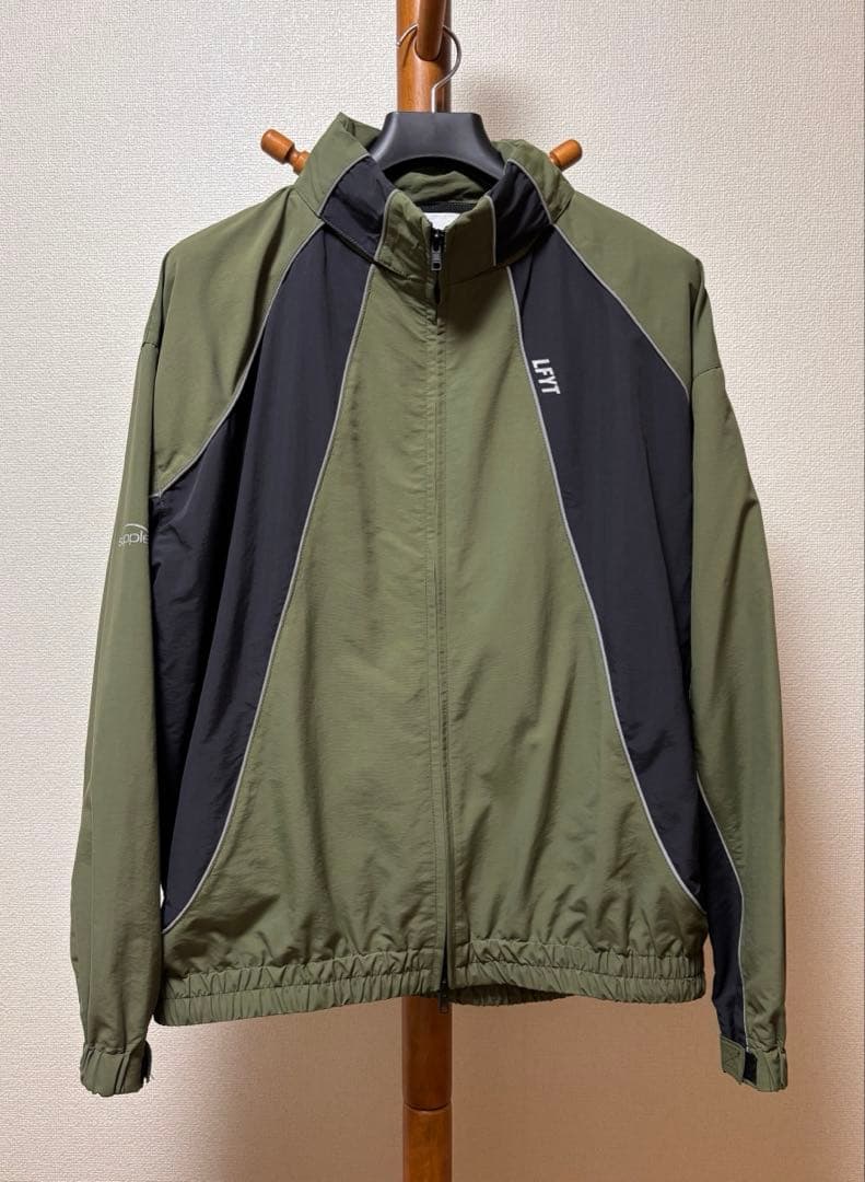 ラファイエット　lfyt ナイロンセットアップ