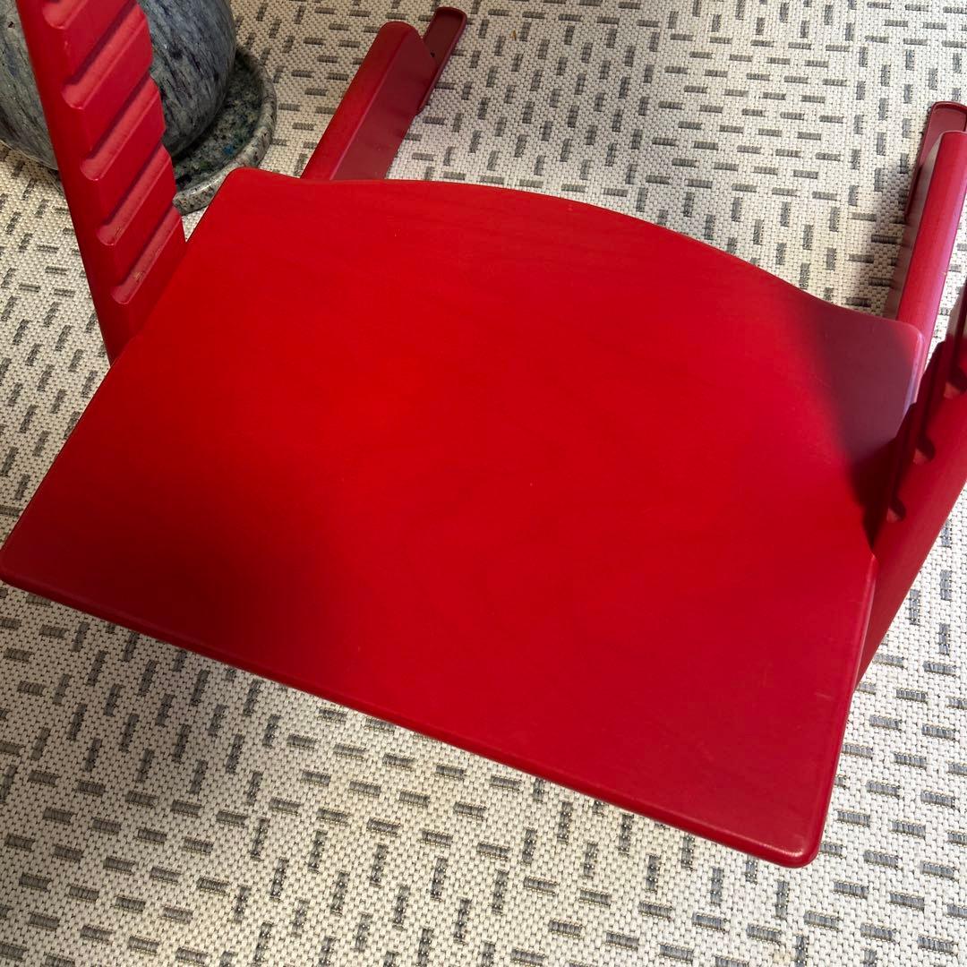 【大人気】STOKKE トリップトラップ ベビーセット付き 赤