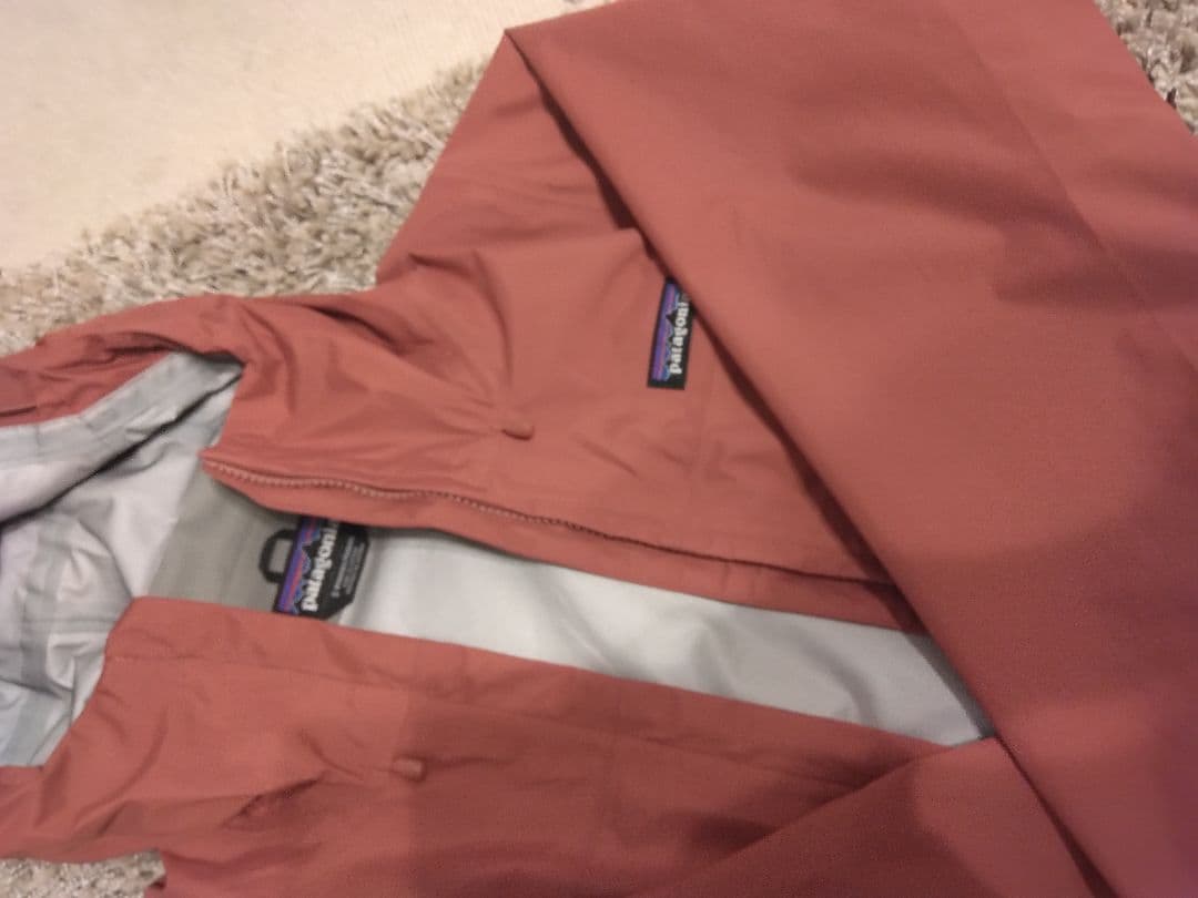 お値下【美品】patagonia パタゴニア　マウンテンパーカー　トレントシェル