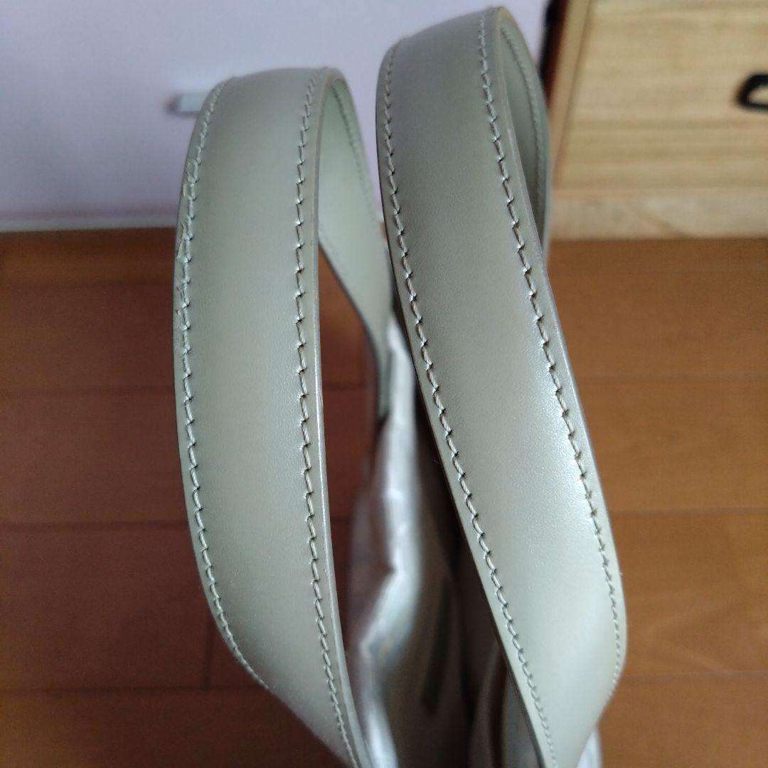 CHANEL ベージュ キャンバス ハンドバッグ