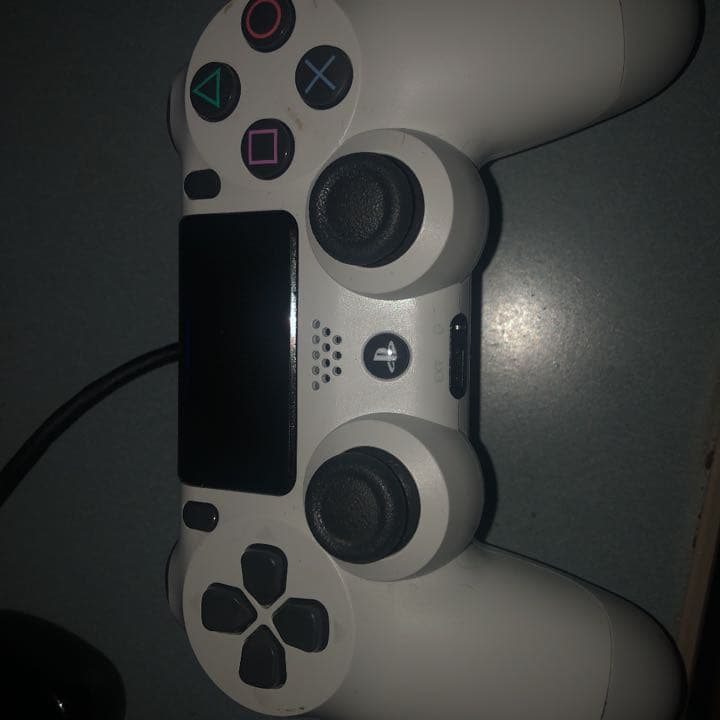 ps4純正コントローラー