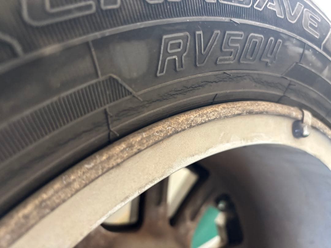 プリウスα 純正　ホイール　16インチ　手渡しのみ