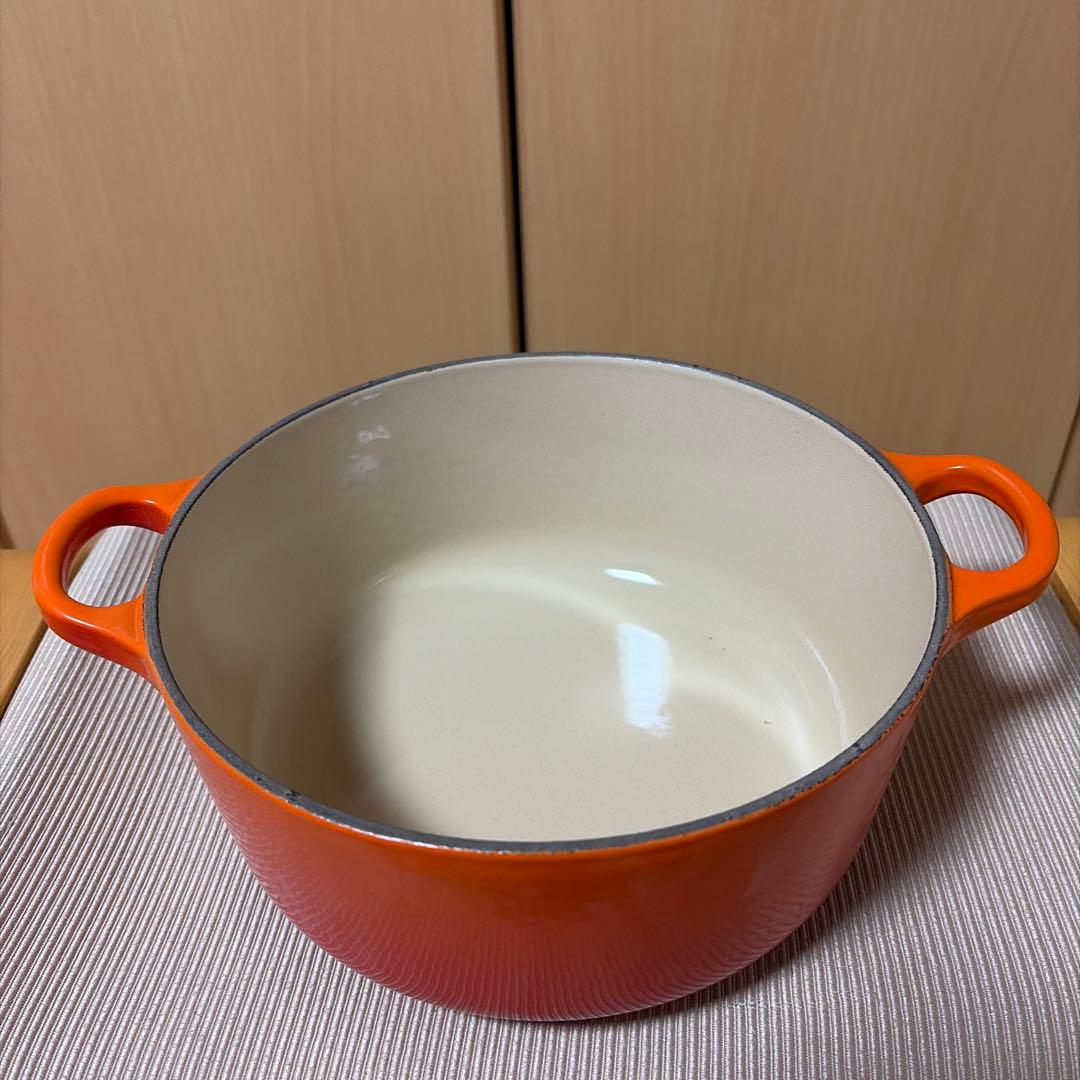 LE CREUSET ココット・ロンド 2.4L
