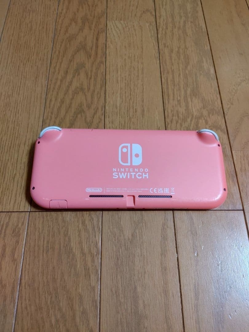 ニンテンドースイッチライト　Nintendo Switch Lite ピンク