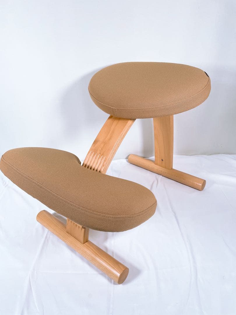 【美品】 サカモトハウス バランスチェア バランスイージー 姿勢矯正 学習椅子