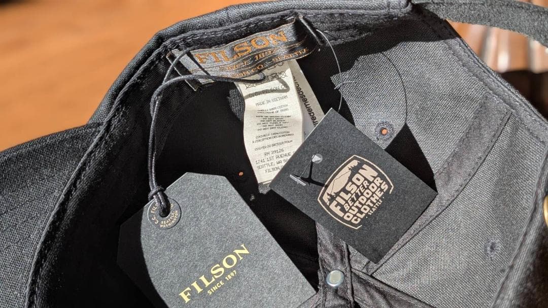 帽子 FILSON Oil Tin Low-Profile Cap (Black)