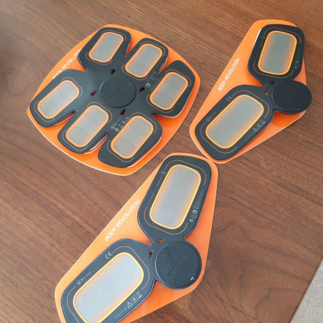 MTG 純正品　SIXPAD AbsFit2 １台＋BodyFit2 ２台