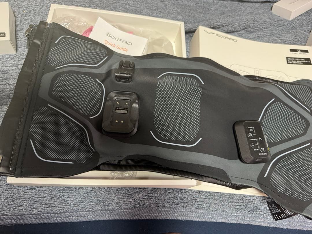 水不要新モデル SIXPAD コアベルト2