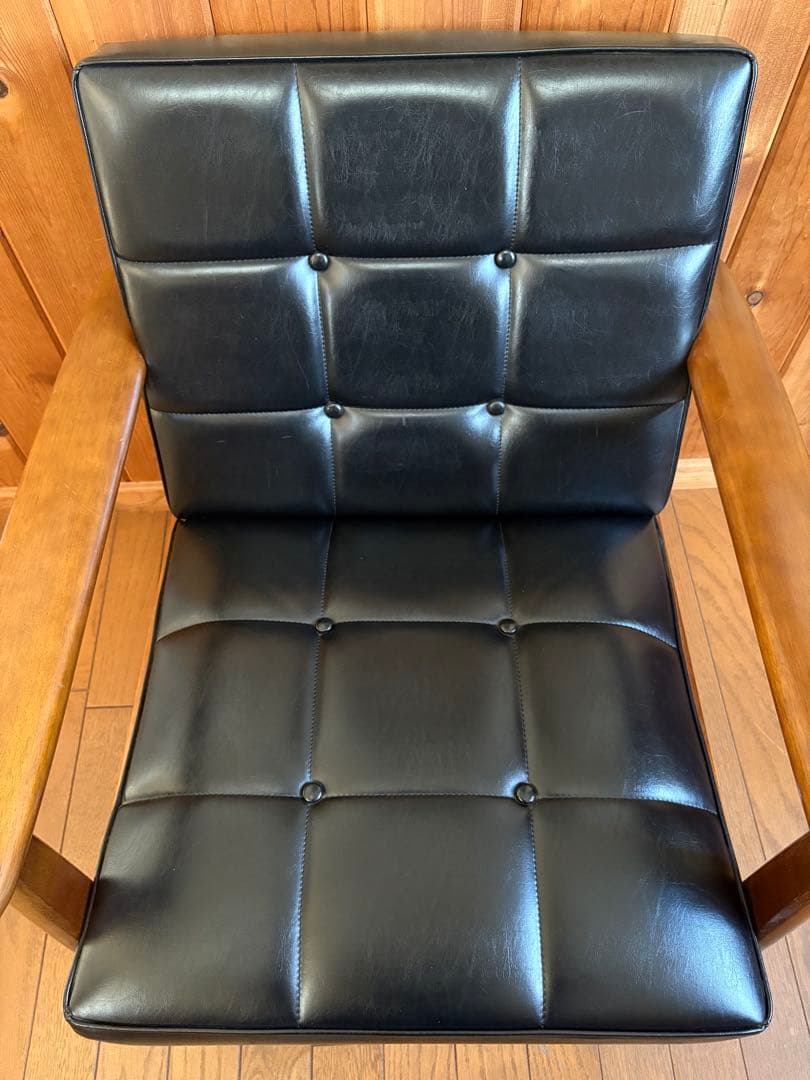 liyeye【カリモク】Kチェア ①