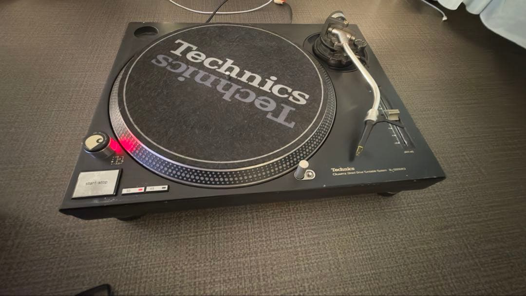 ジャンクTechnics SL-1200 ターンテーブルmk3