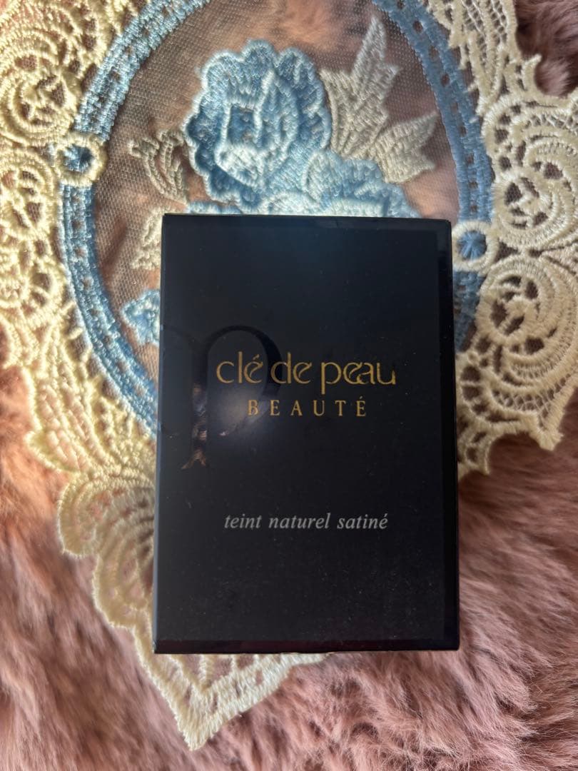 資生堂クレドポーボーテ タンナチュレールサティネs オークル30