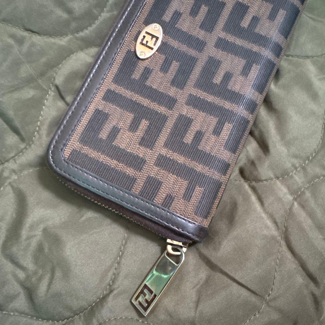 Fendi FFロゴ長財布 ブラウン/ブラック