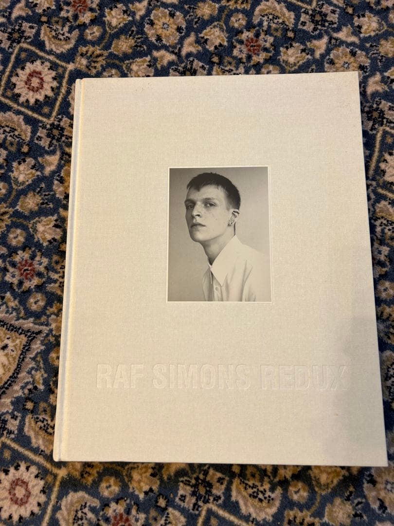 アート・デザイン・音楽 RAF SIMONS REDUX