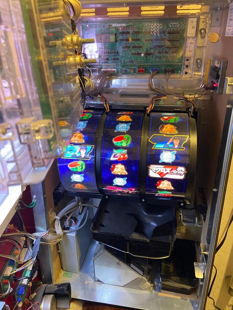 t*n様 パチスロ　マクロスフロンティア