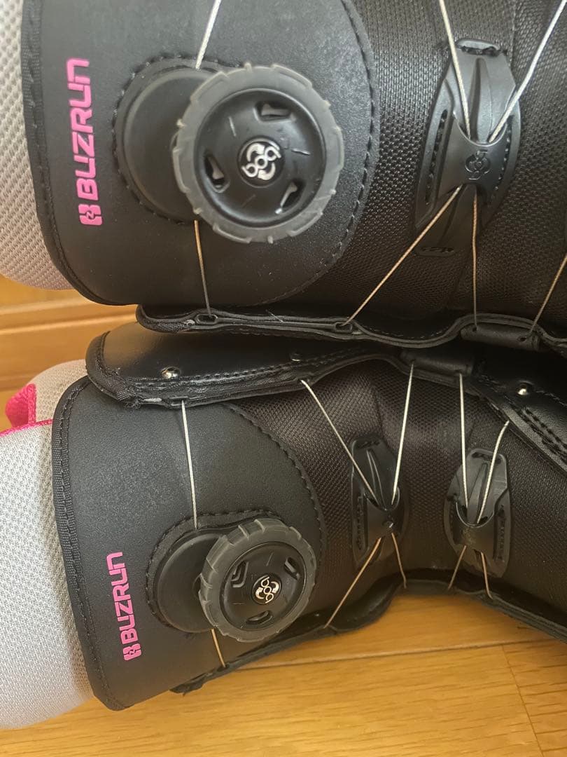 ★4回使用美品★BUZRUN boaスノーボードブーツ 24cm