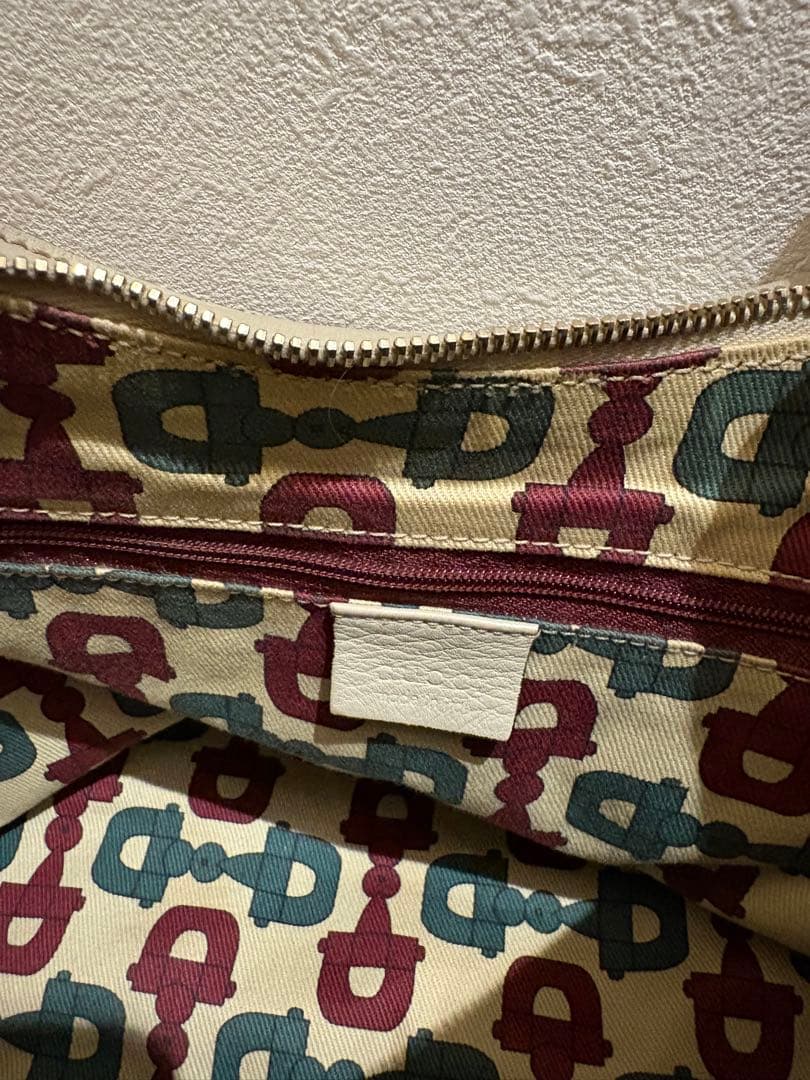 GUCCI GG総柄 アビー ハンドバッグ