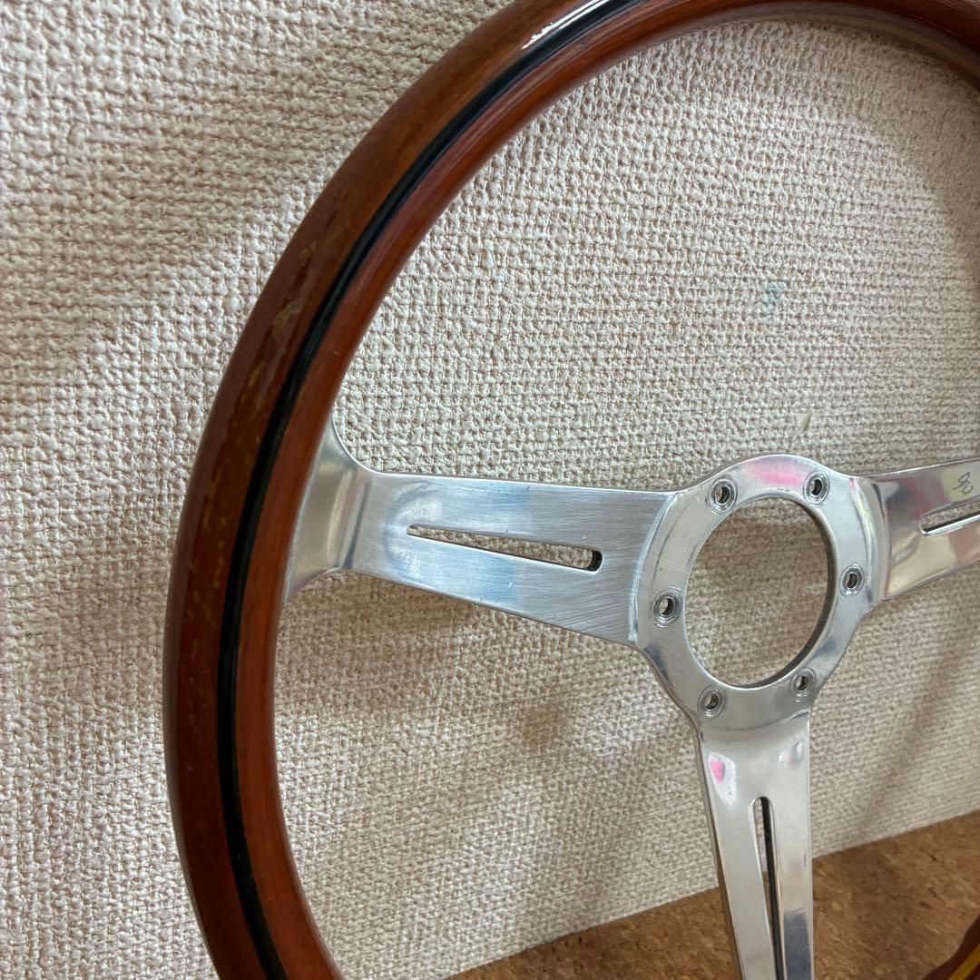 ナルディクラシック　36.5センチ　ホーン二つ付き