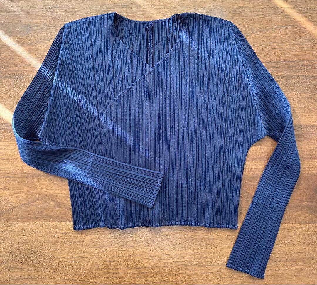 【美品】プリーツプリーズ　ショート丈　カーディガン　ネイビー3