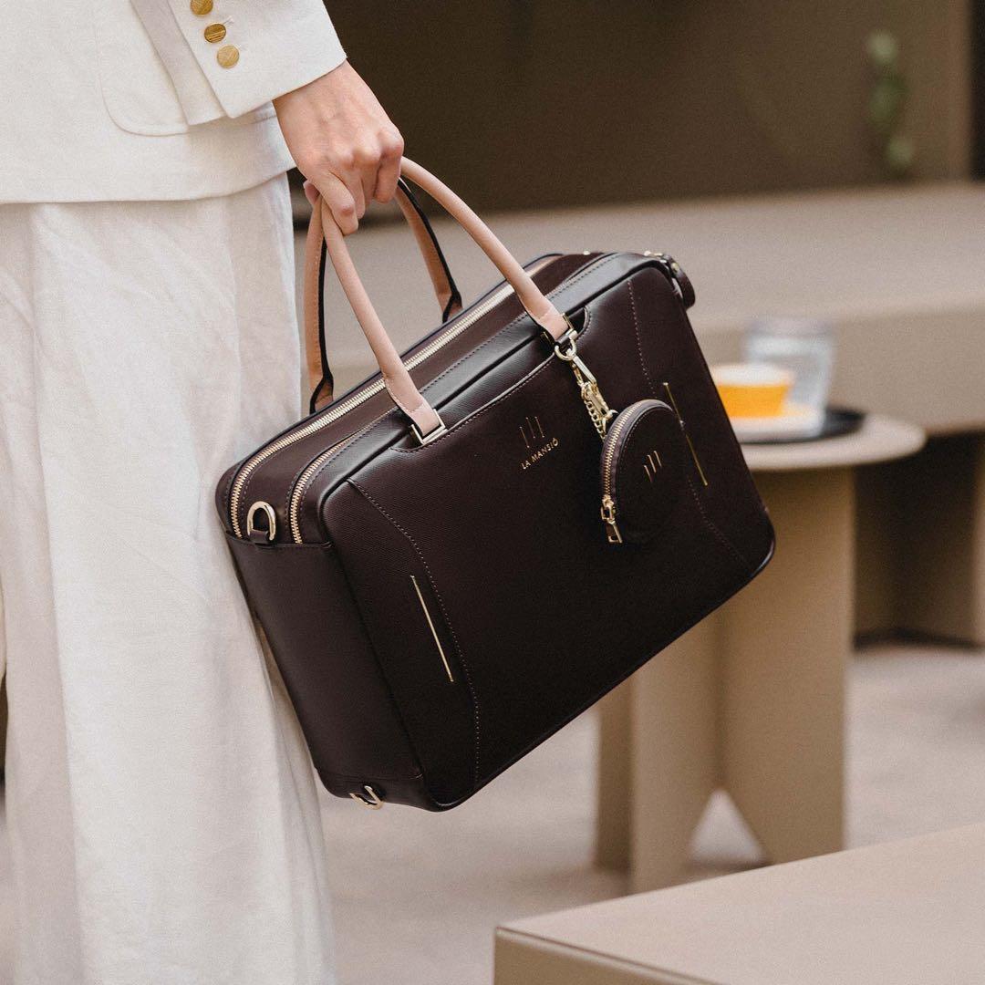 La Mansioダークブラウン ビジネスバッグ