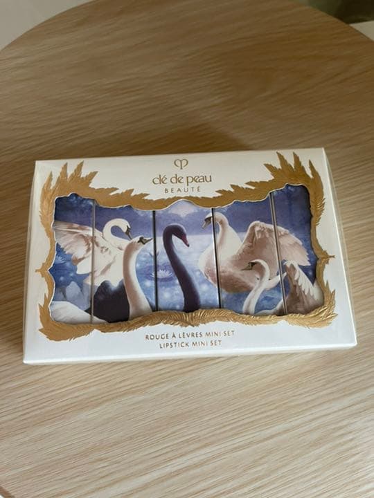 クレ・ド・ポーボーテ　ルージュアレーブルミニセット2020