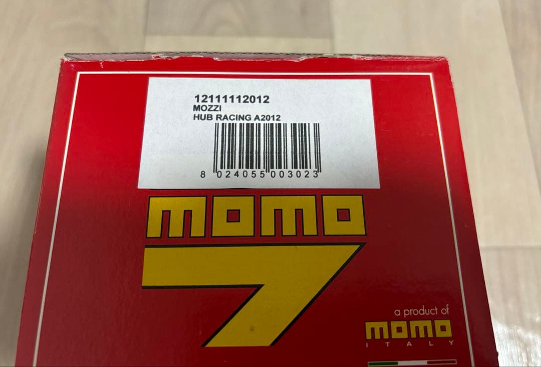 momo ステアリングボス A2012  E46/E85 用