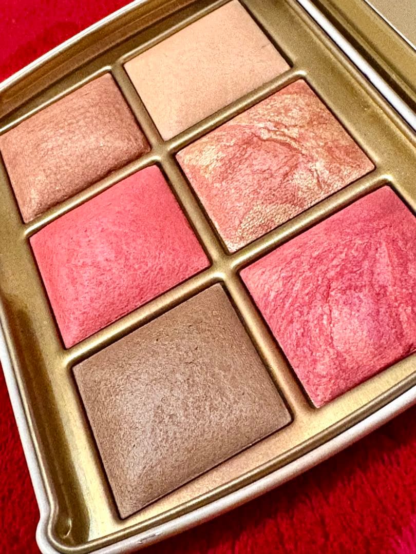 アワーグラス　HOURGLASS AMBIENT フェイスパレット