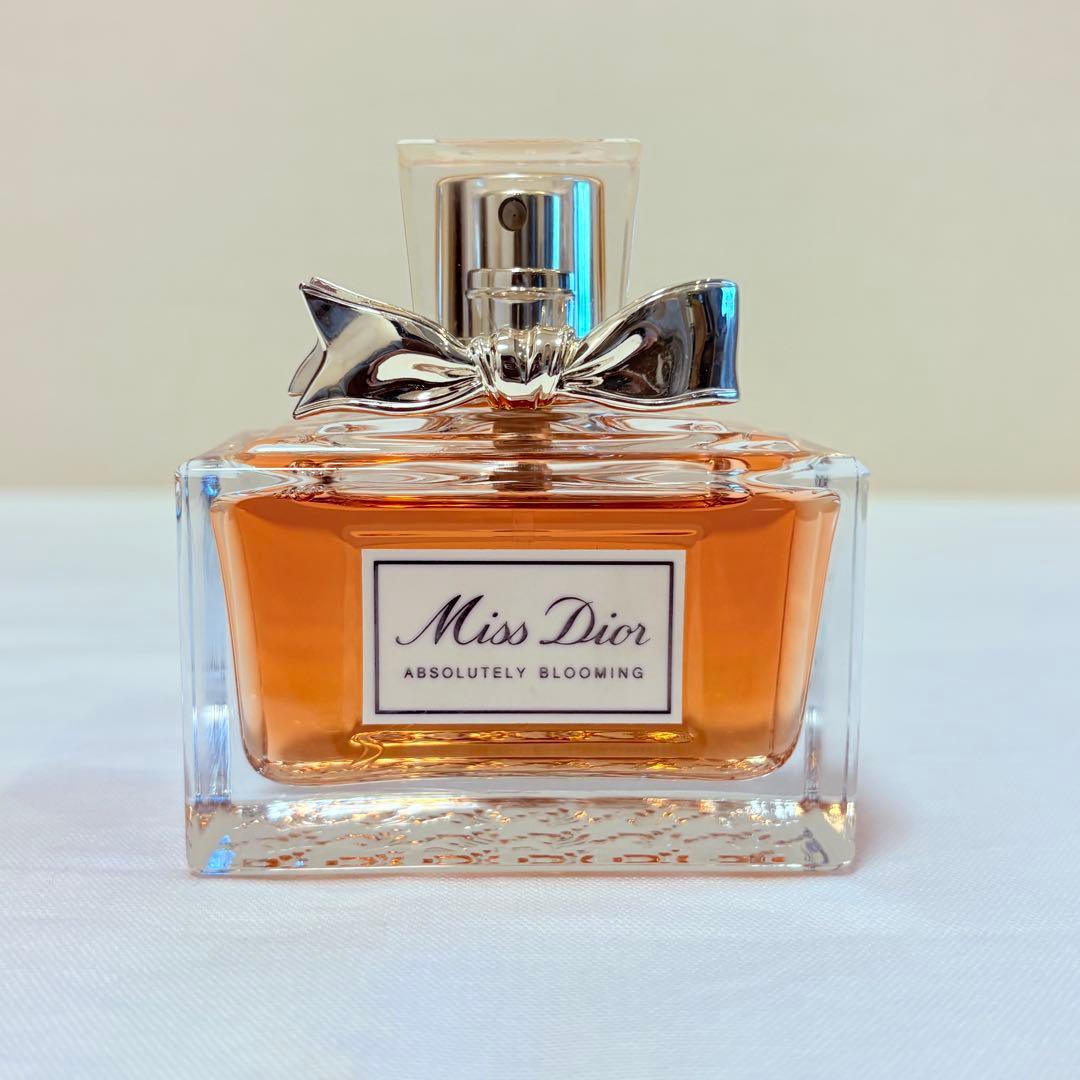 廃盤　新品　ミスディオール アブソリュートリー ブルーミング　香水　50ml