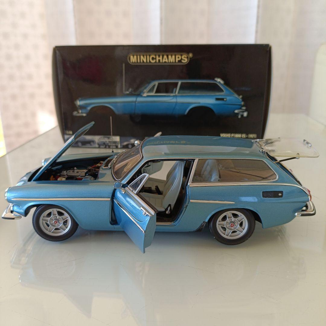 ミニチャンプス製　ボルボ P1800 ES ブルー